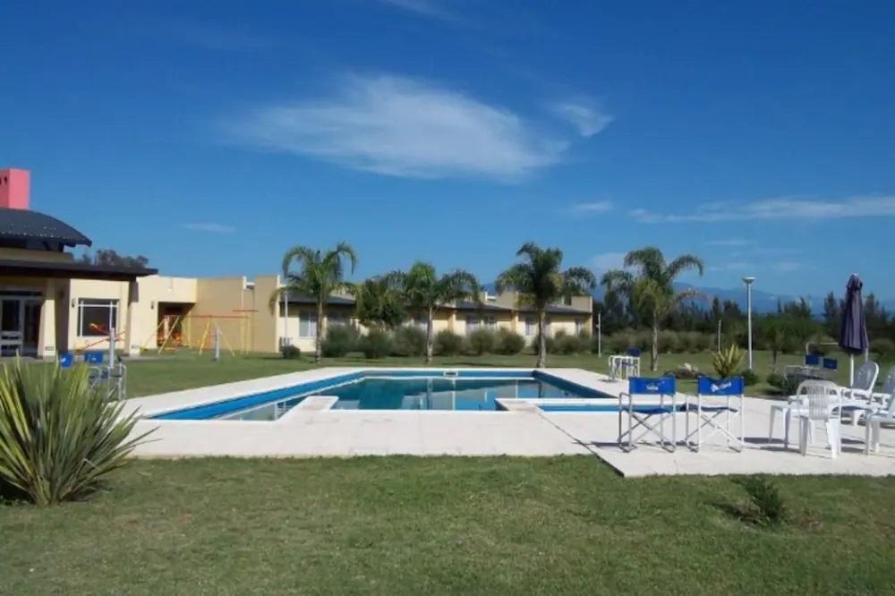 Howard Johnson Inn Rosario De La Frontera Exteriör bild