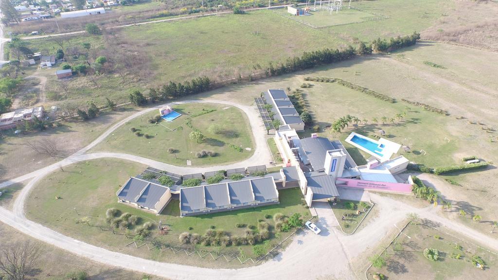 Howard Johnson Inn Rosario De La Frontera Exteriör bild